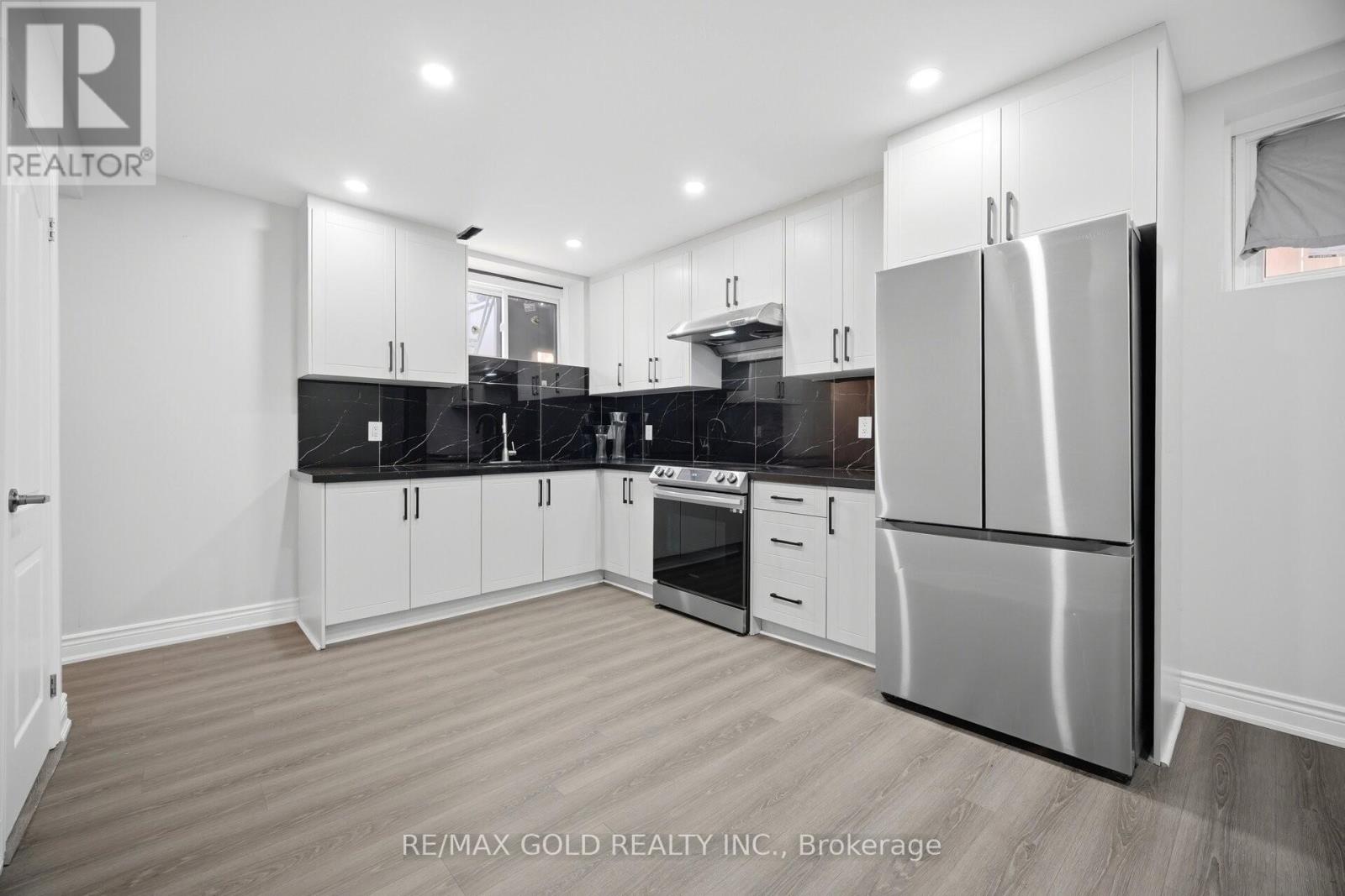3345 Monica Drive, Mississauga, Ontario  L4T 3E6 - Photo 17 - W13630434
