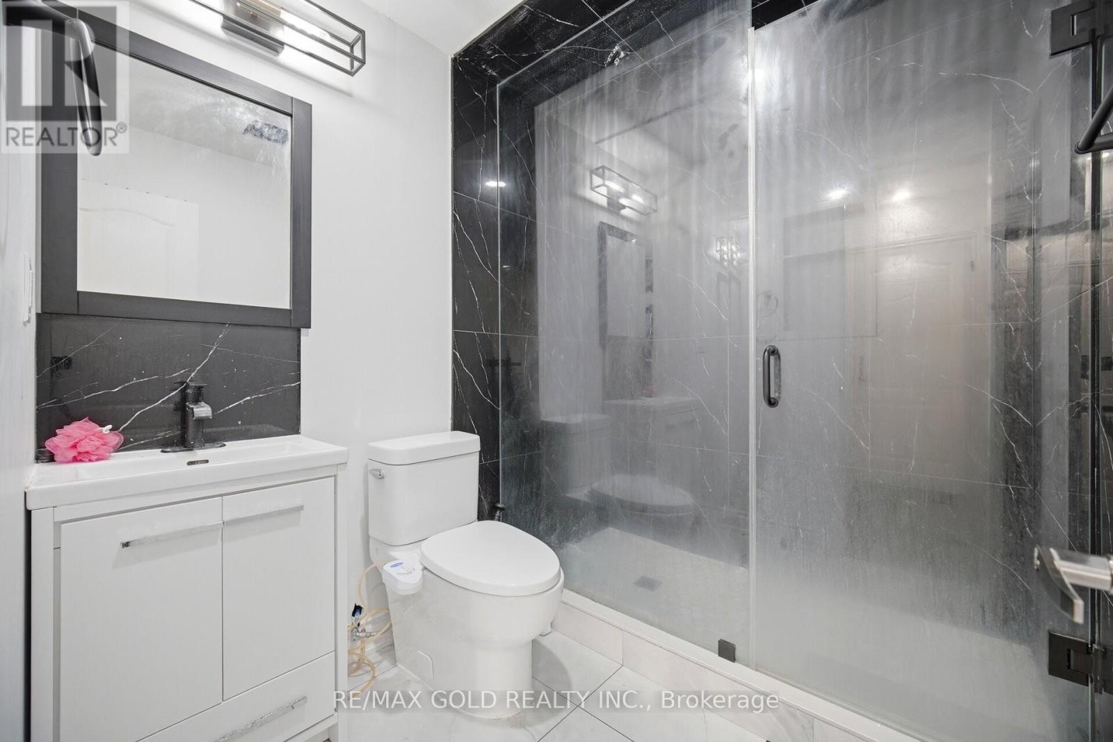 3345 Monica Drive, Mississauga, Ontario  L4T 3E6 - Photo 8 - W13630434