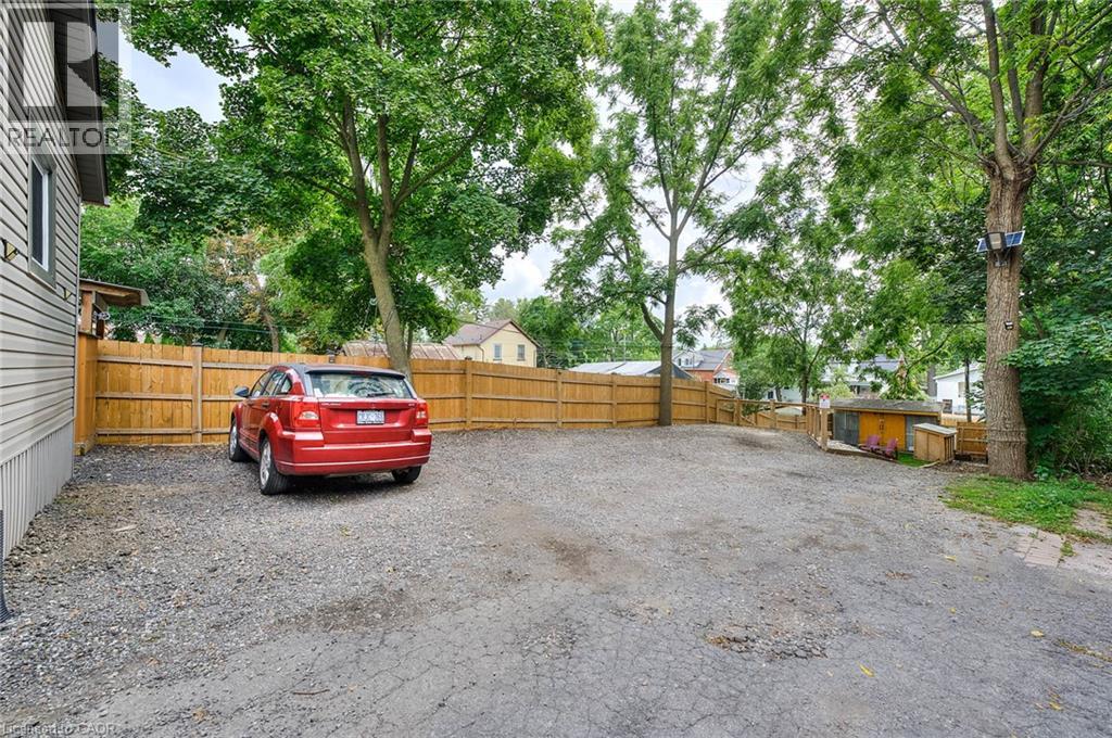 1346 King Street E, Cambridge, Ontario  N3H 3R1 - Photo 38 - 40852773