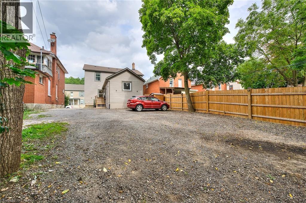 1346 King Street E, Cambridge, Ontario  N3H 3R1 - Photo 39 - 40852773