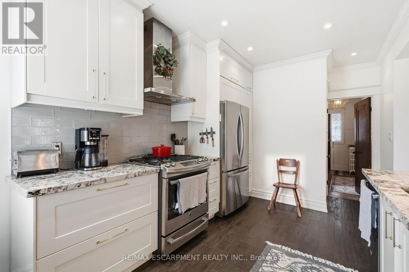 37 Connaught Avenue S, Hamilton, Ontario  L8M 3C3 - Photo 15 - X13630386