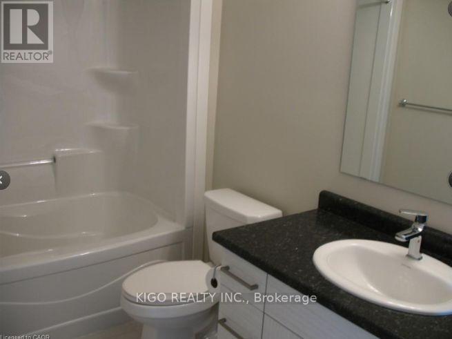 995 West Village Square, London North, Ontario  N6H 5J9 - Photo 10 - X13630406