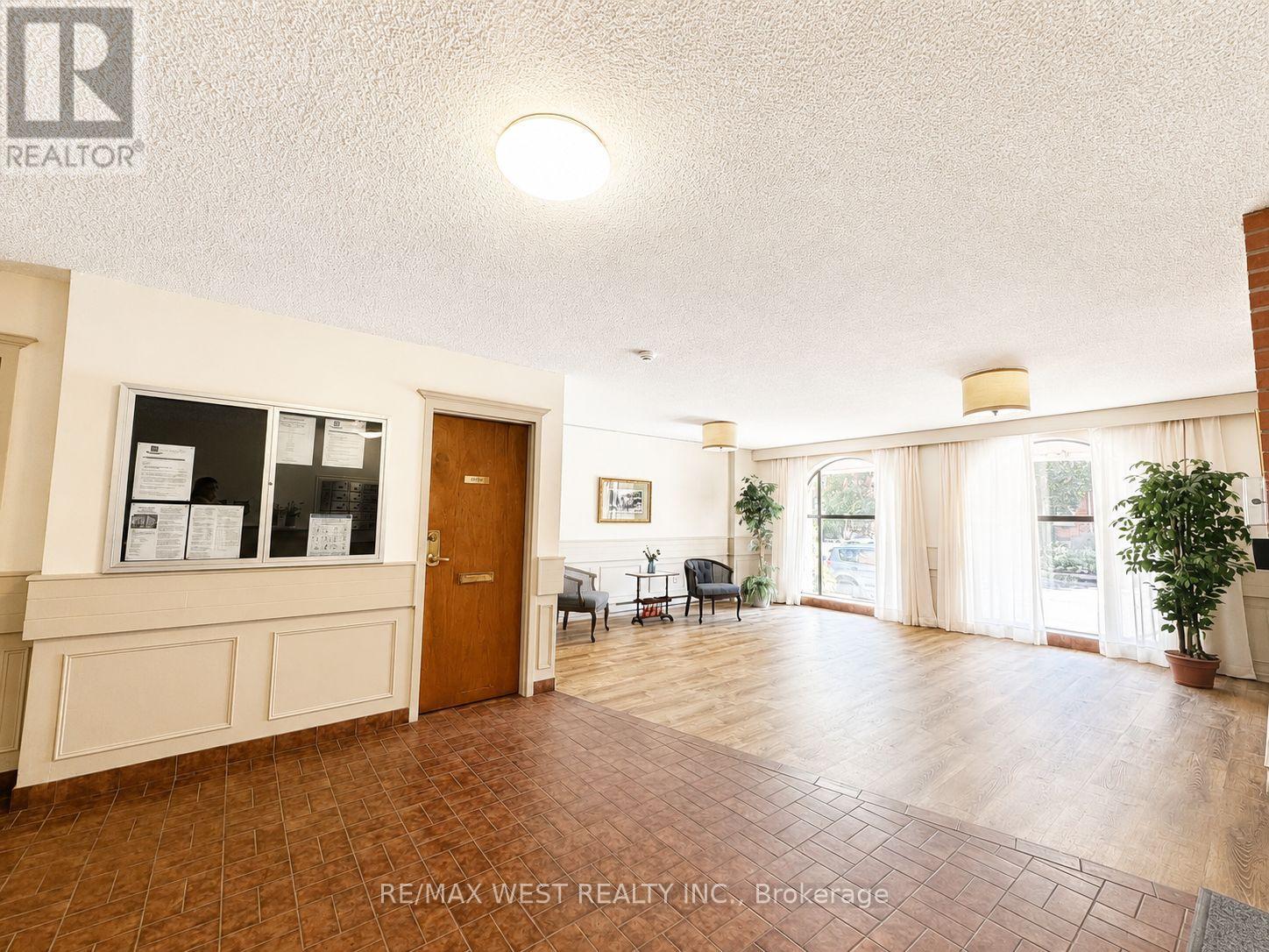 406 - 23 Main Street, Hamilton, Ontario  L4H 2P7 - Photo 16 - X13630436