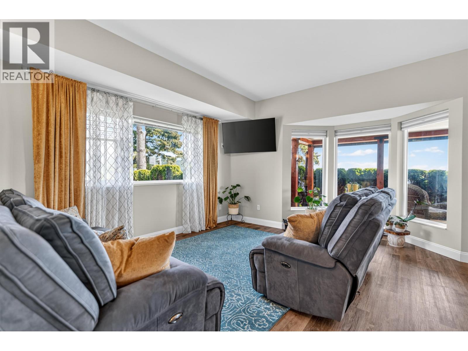 5760 Boulevard Street, Sechelt, British Columbia  V0N 3A0 - Photo 28 - R3123685