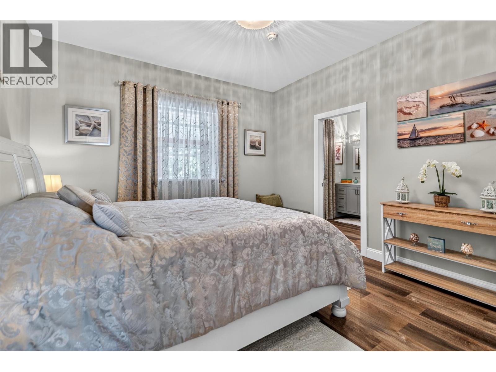 5760 Boulevard Street, Sechelt, British Columbia  V0N 3A0 - Photo 30 - R3123685