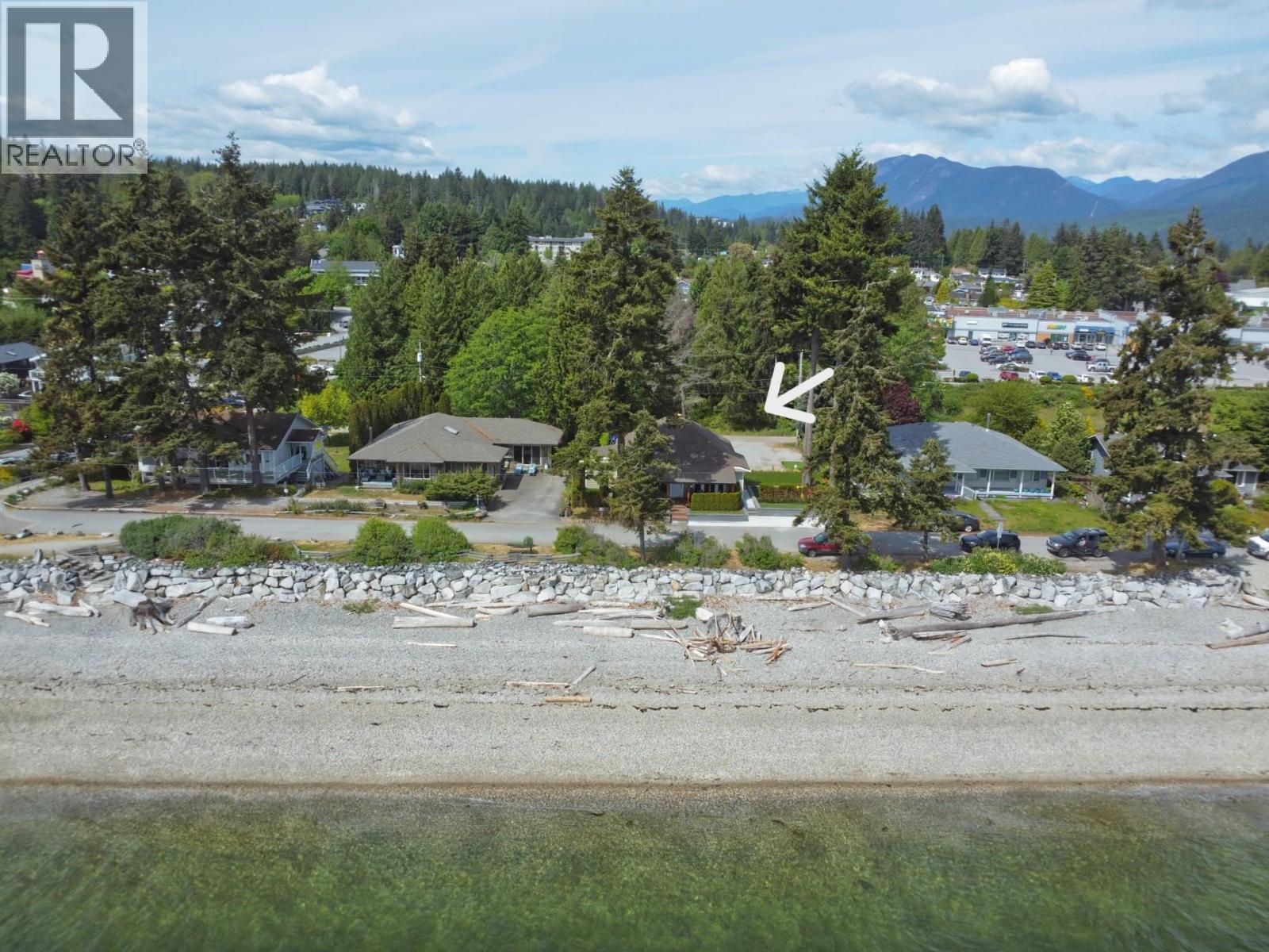 5760 Boulevard Street, Sechelt, British Columbia  V0N 3A0 - Photo 37 - R3123685