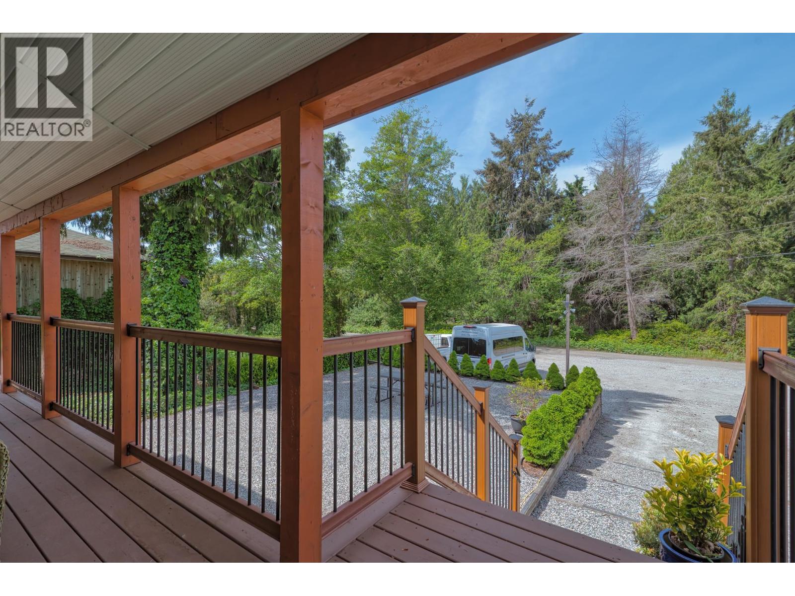 5760 Boulevard Street, Sechelt, British Columbia  V0N 3A0 - Photo 16 - R3123685