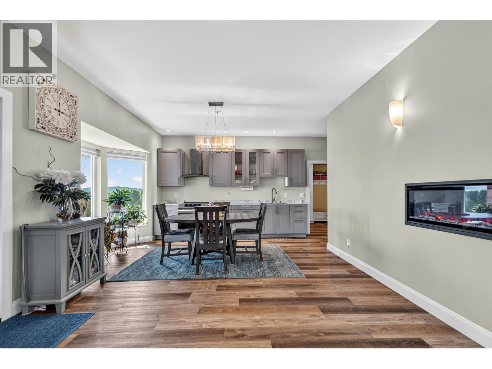 5760 Boulevard Street, Sechelt, British Columbia  V0N 3A0 - Photo 26 - R3123685