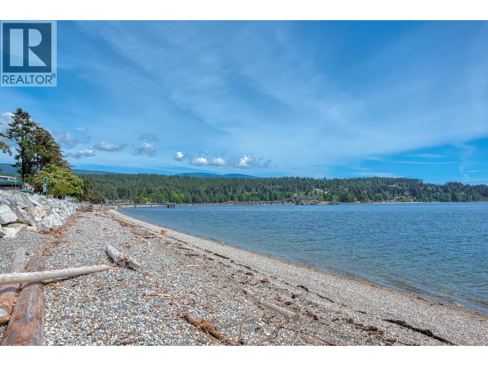 5760 Boulevard Street, Sechelt, British Columbia  V0N 3A0 - Photo 40 - R3123685