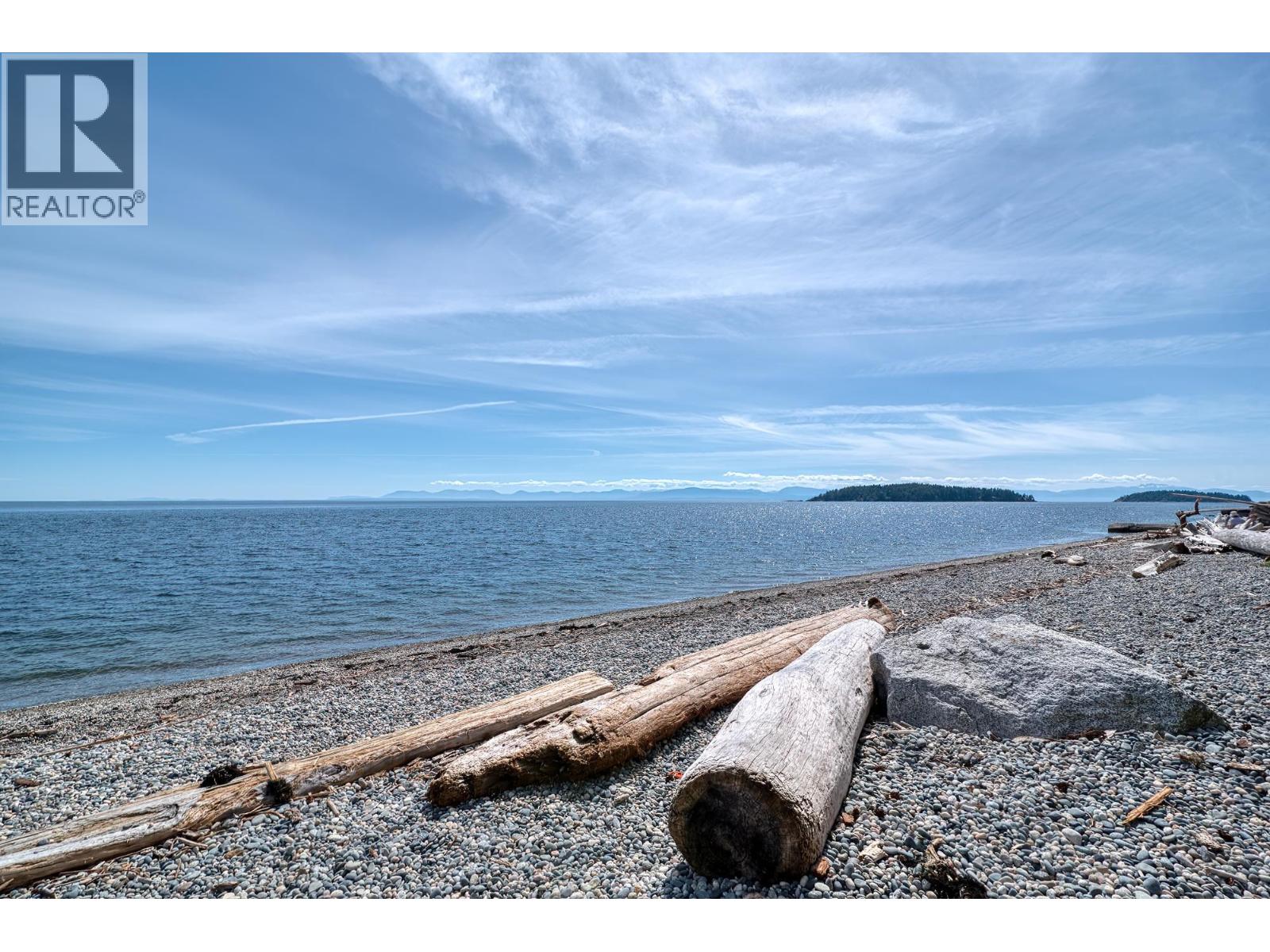 5760 BOULEVARD STREET, Sechelt, British Columbia