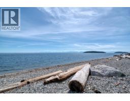 5760 BOULEVARD STREET, Sechelt, British Columbia