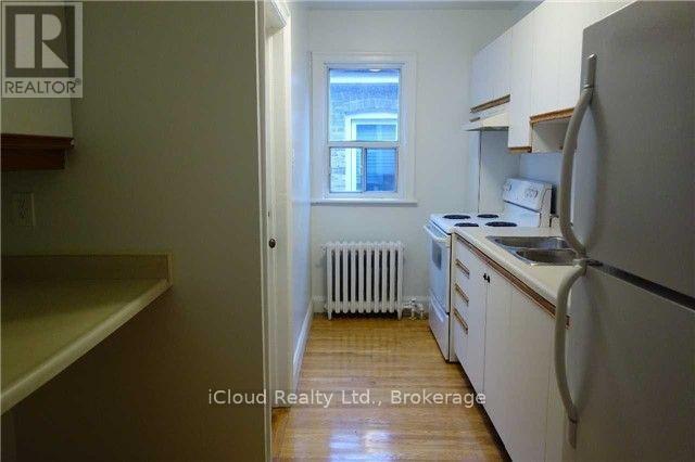 Upper - 1162 Avenue Road W, Toronto, Ontario  M5N 2E8 - Photo 13 - C13521618