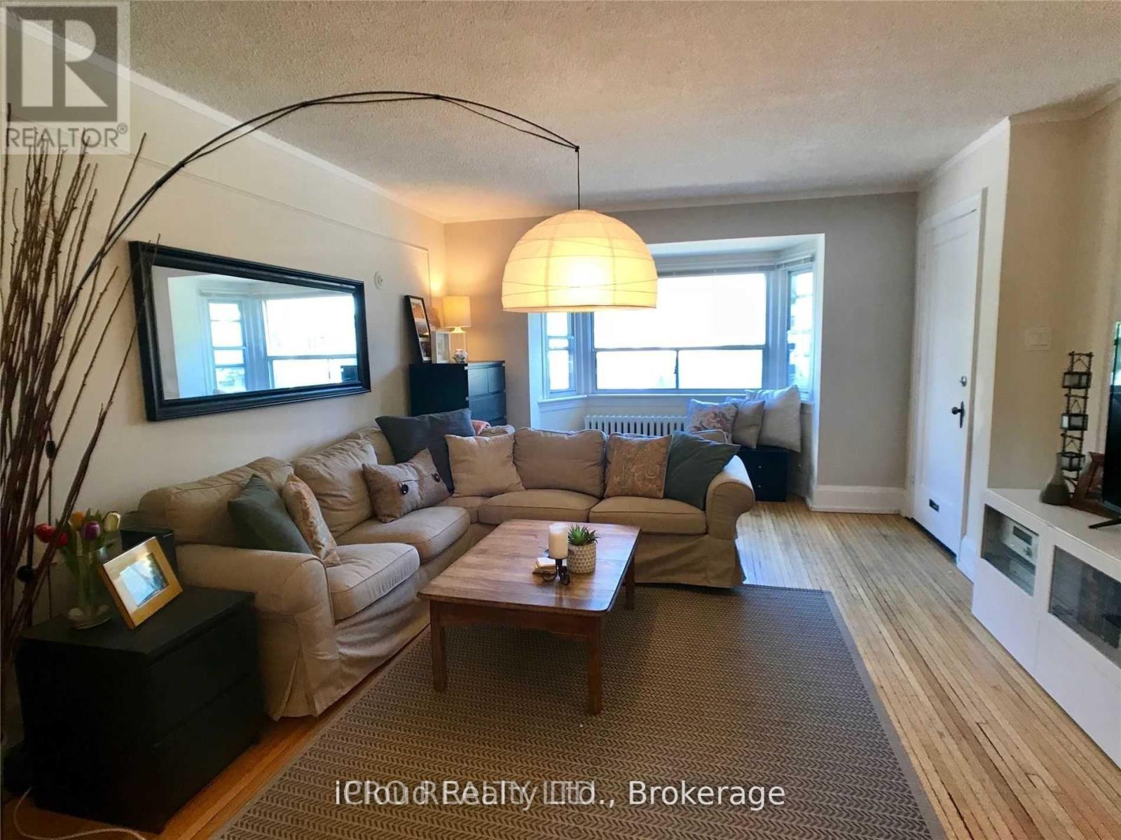 Upper - 1162 Avenue Road W, Toronto, Ontario  M5N 2E8 - Photo 2 - C13521618