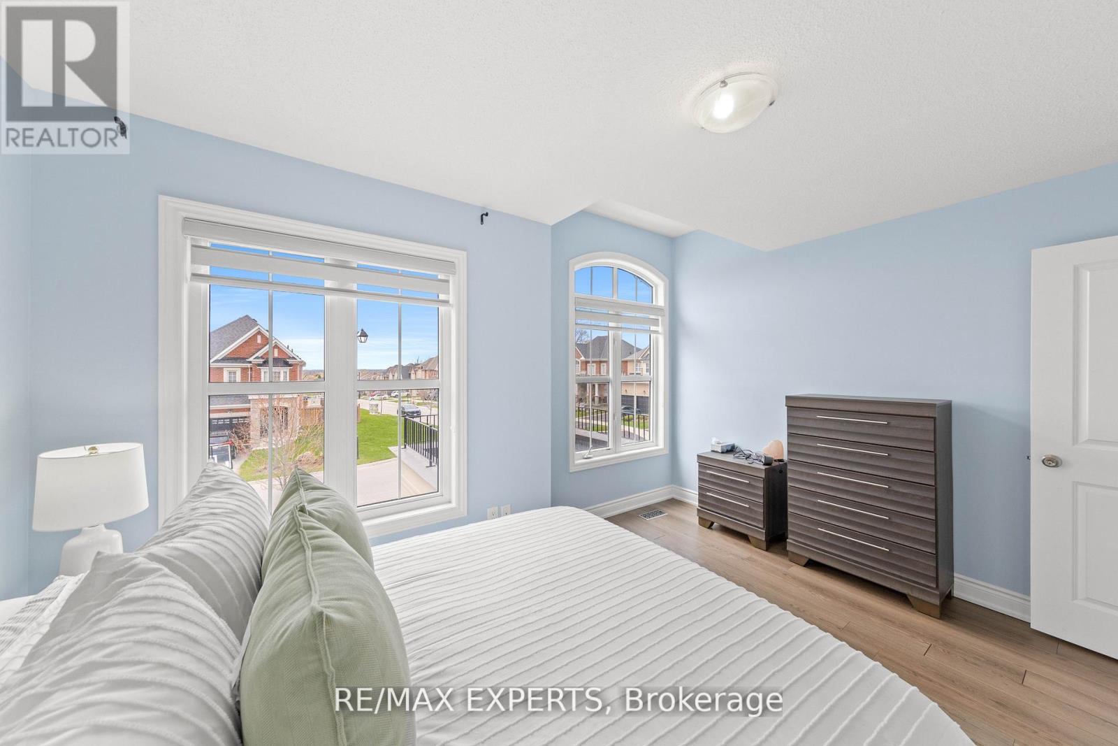 22 Manor Glen Crescent, East Gwillimbury, Ontario  L0G 1M0 - Photo 24 - N13619168