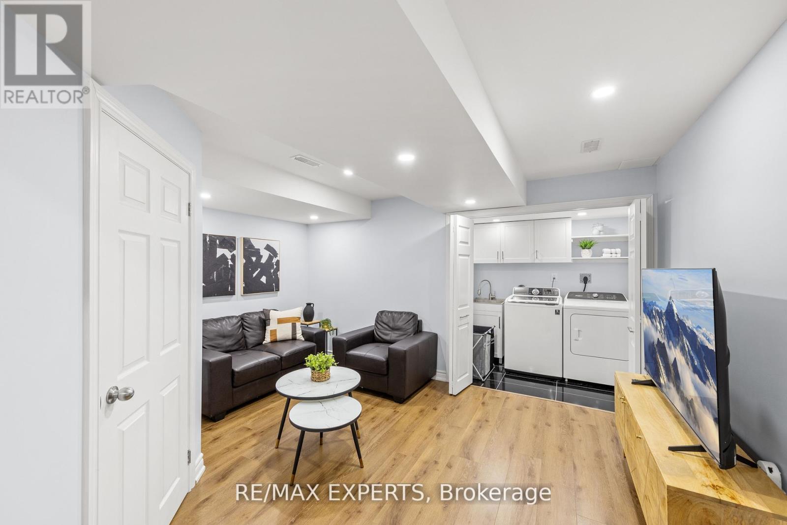 22 Manor Glen Crescent, East Gwillimbury, Ontario  L0G 1M0 - Photo 29 - N13619168