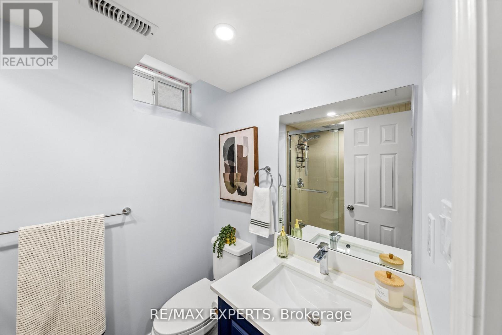 22 Manor Glen Crescent, East Gwillimbury, Ontario  L0G 1M0 - Photo 37 - N13619168