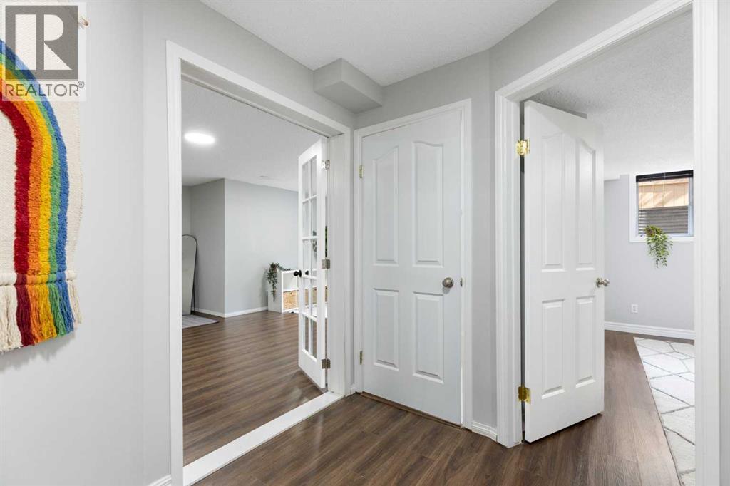 13 Somerset Park SW, Calgary, Alberta  T2Y 3H3 - Photo 30 - A2329066