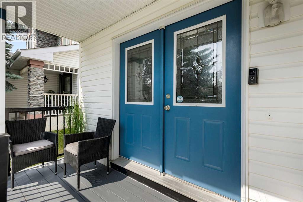 13 Somerset Park SW, Calgary, Alberta  T2Y 3H3 - Photo 2 - A2329066