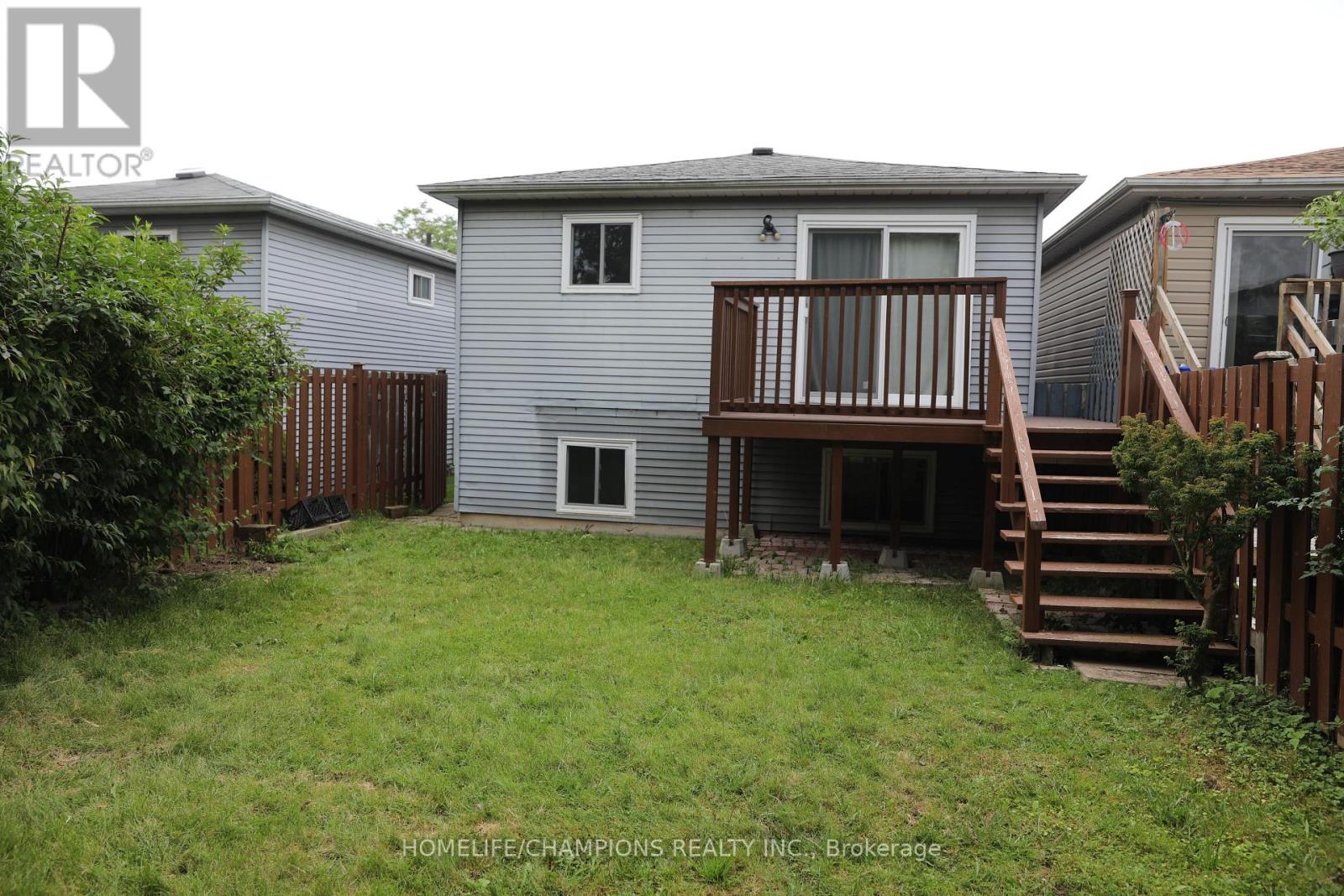 1428 OUTLET DRIVE, Oshawa, Ontario