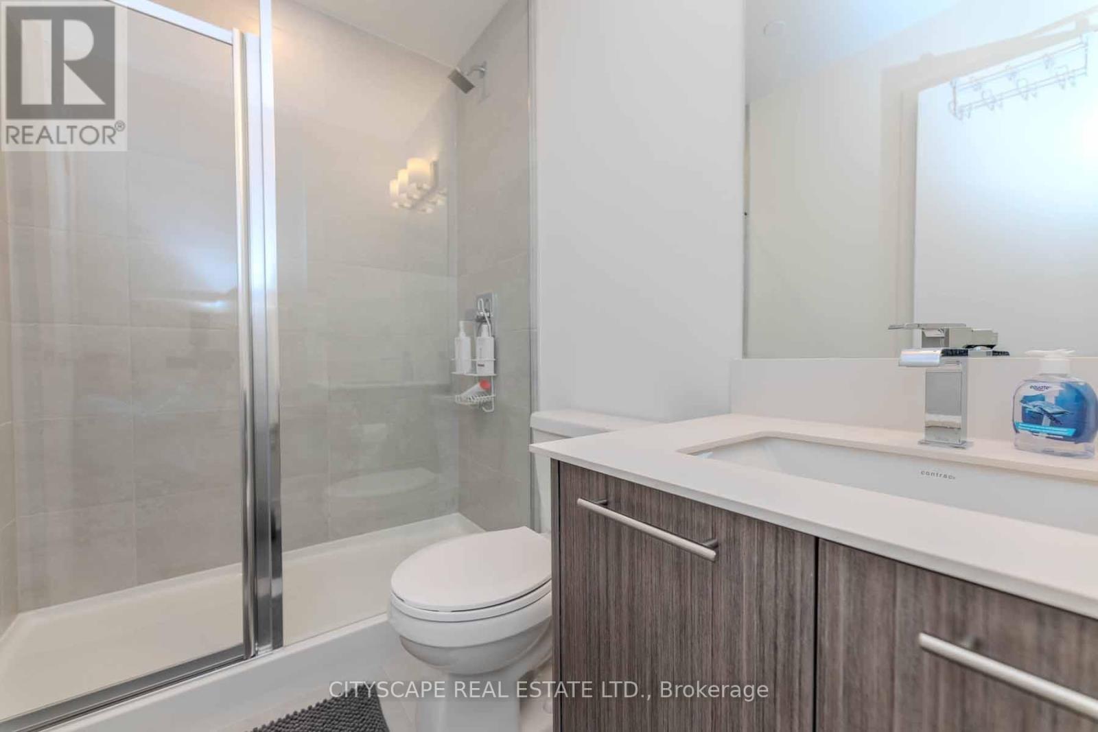 46 - 871 SHEPPARD AVENUE W