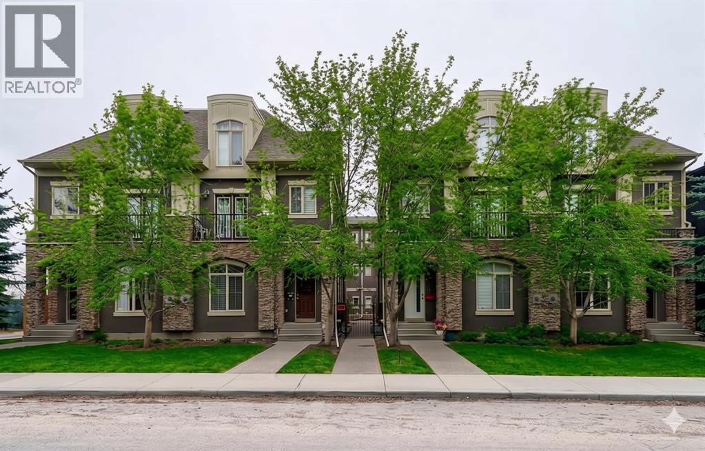 3, 1916 36 Street SW, Calgary, Alberta