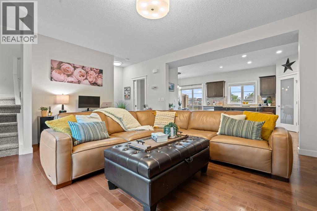 3, 1916 36 Street SW, Calgary, Alberta  T3E 2Y9 - Photo 4 - A2317301