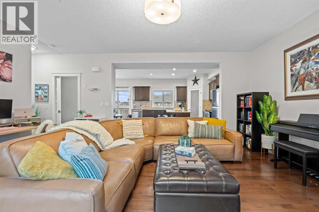 3, 1916 36 Street SW, Calgary, Alberta  T3E 2Y9 - Photo 5 - A2317301