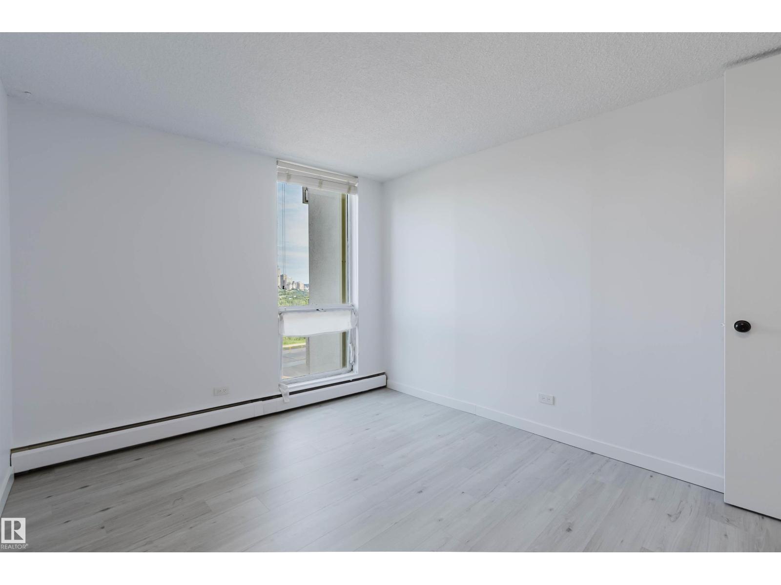 #303 10883 Saskatchewan Dr NW, Edmonton, Alberta  T6E 4S6 - Photo 19 - E4501856