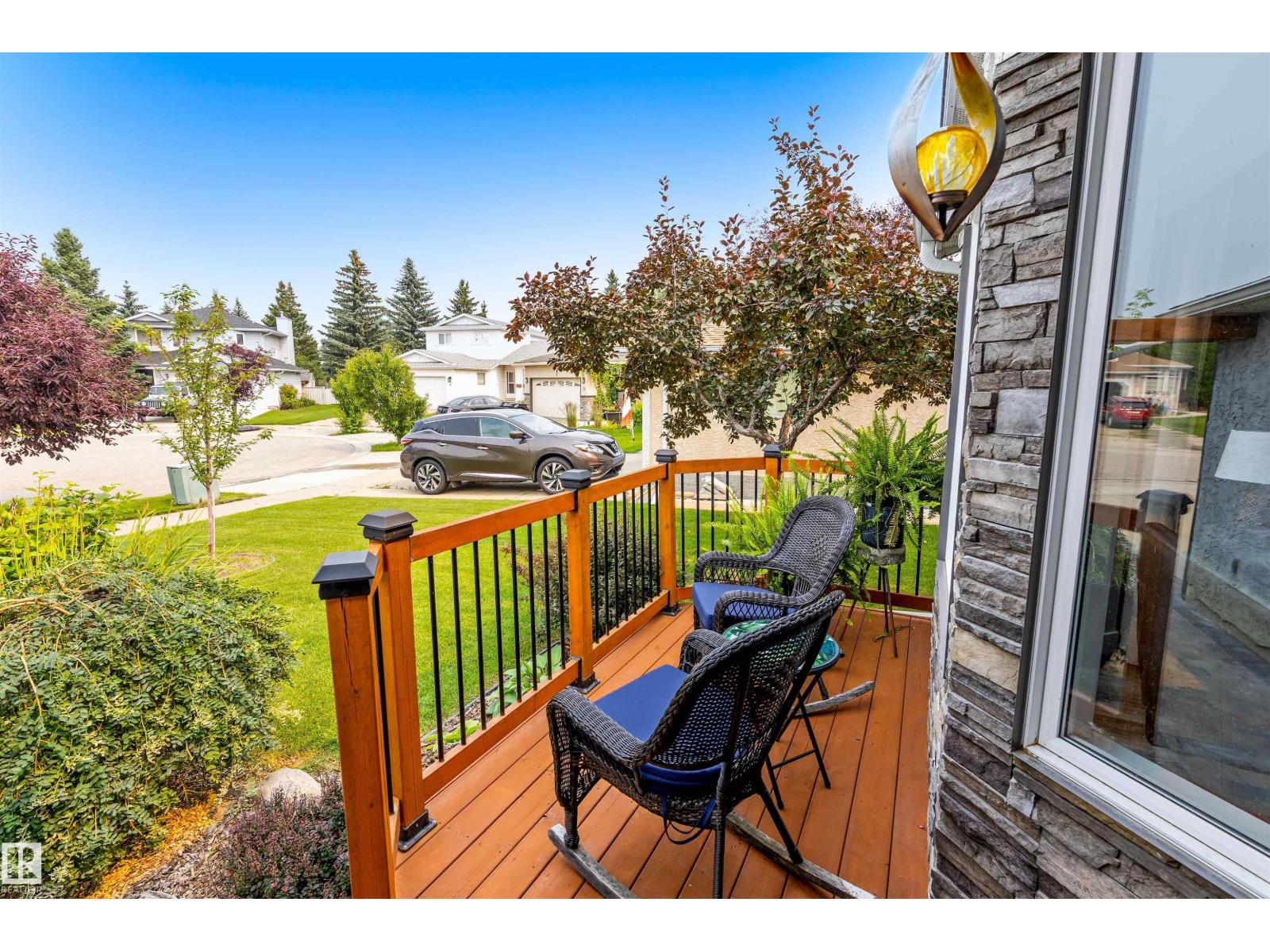 3 Denault Pl, St. Albert, Alberta  T8N 5P6 - Photo 4 - E4501862