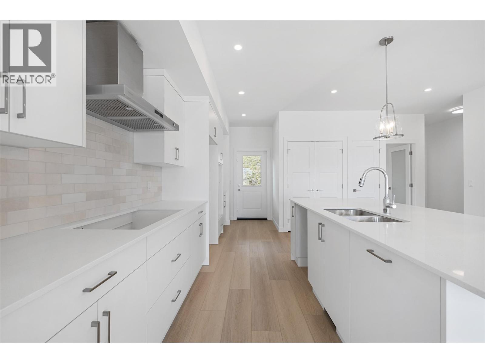 442 Arrowleaf Rise, Coldstream, British Columbia  V1B 2M4 - Photo 5 - 10380743