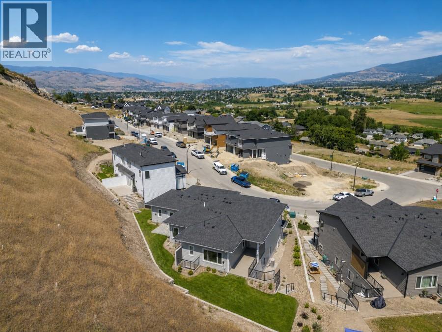 442 Arrowleaf Rise, Coldstream, British Columbia  V1B 2M4 - Photo 38 - 10380743