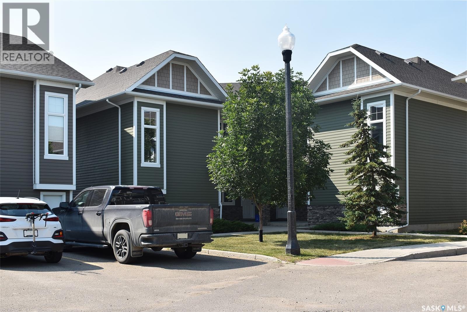 4167 GREEN APPLE DRIVE E, Regina, Saskatchewan