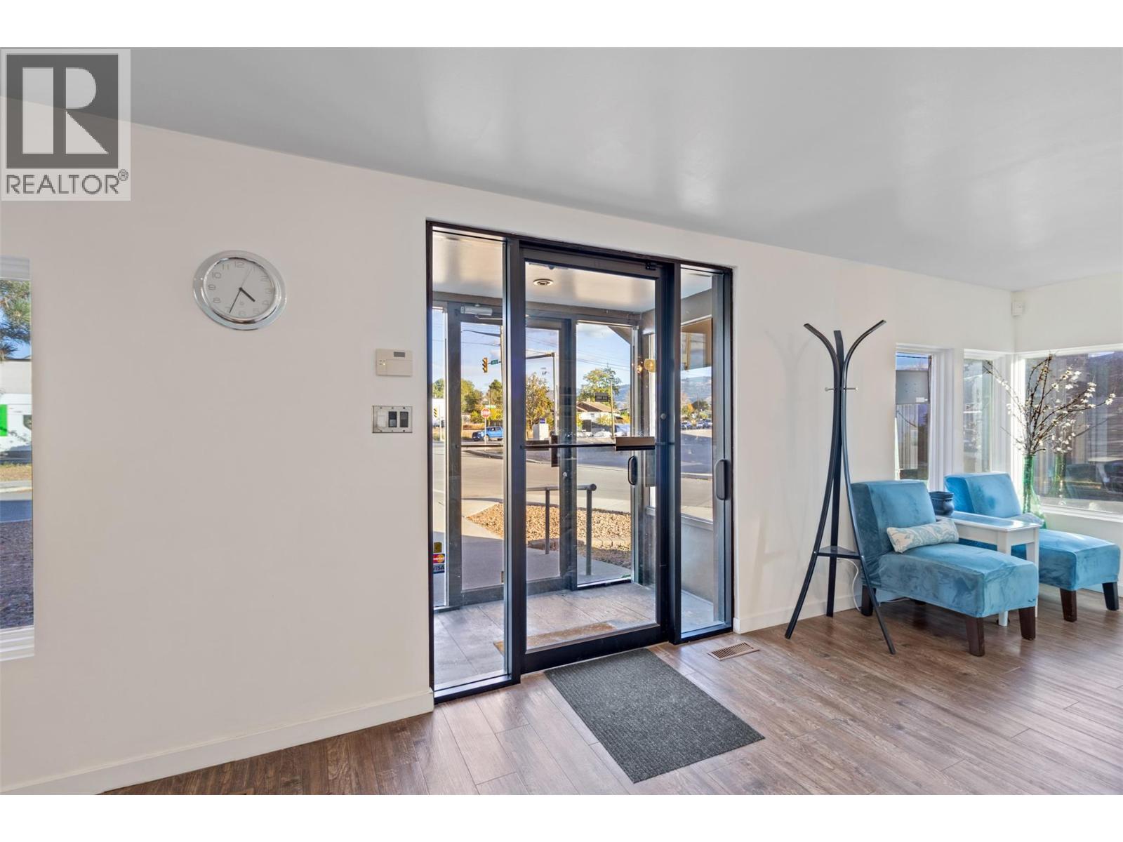 601 Fortune Drive, Kamloops, British Columbia V2H 1T7 - Photo 4 - 10394481