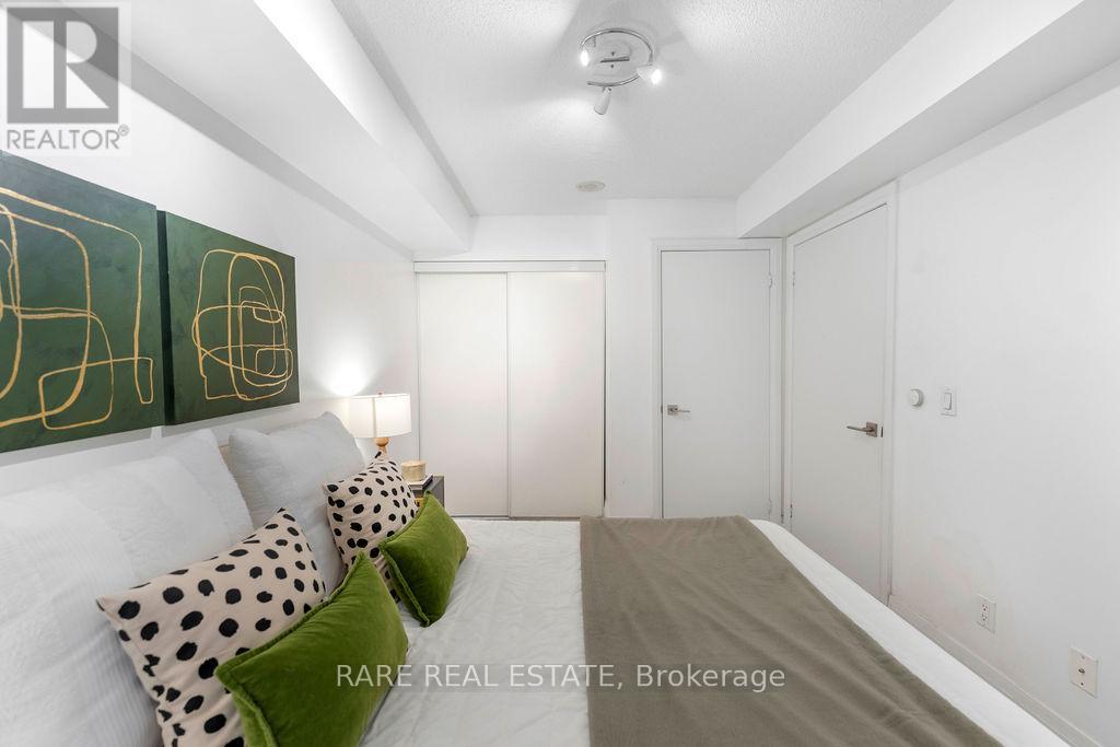 E112 - 555 Wilson Avenue, Toronto, Ontario  M3H 0C5 - Photo 21 - C13131018