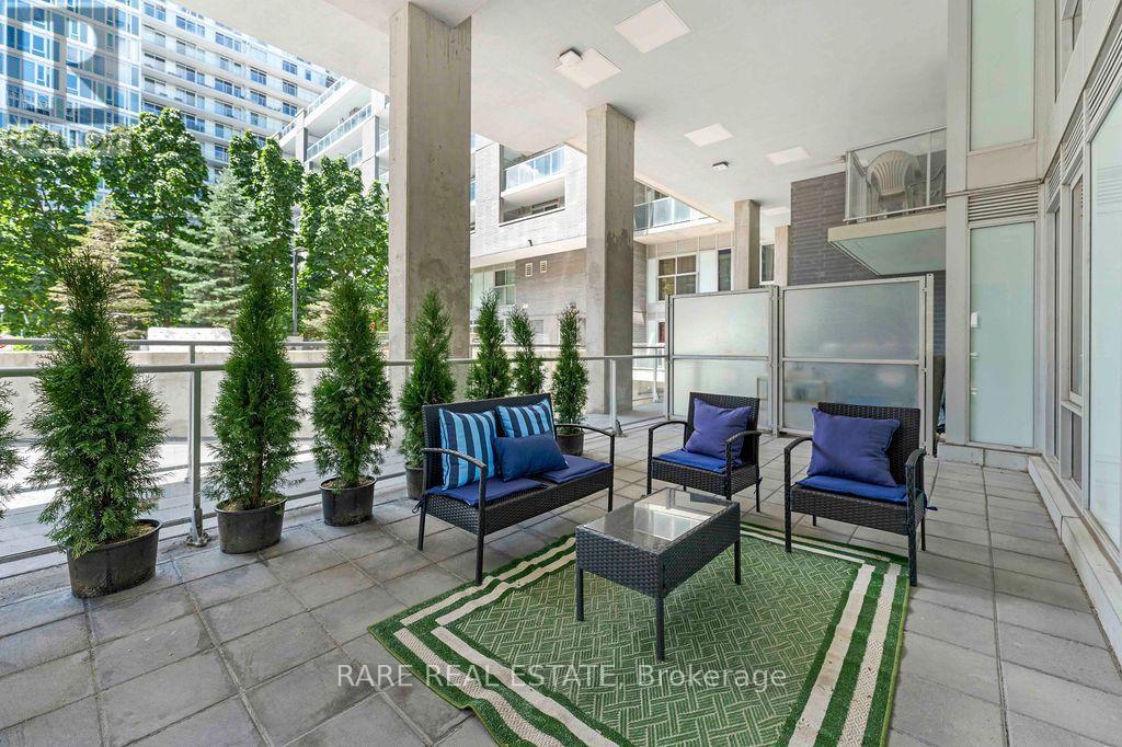 E112 - 555 Wilson Avenue, Toronto, Ontario  M3H 0C5 - Photo 3 - C13131018