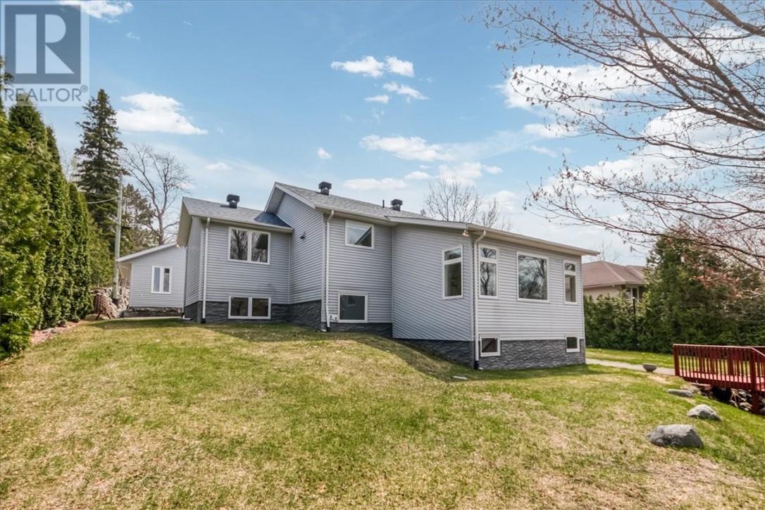 65 Frenchman Lake Road S, Greater Sudbury, Ontario  P3P 1R3 - Photo 3 - 2127771