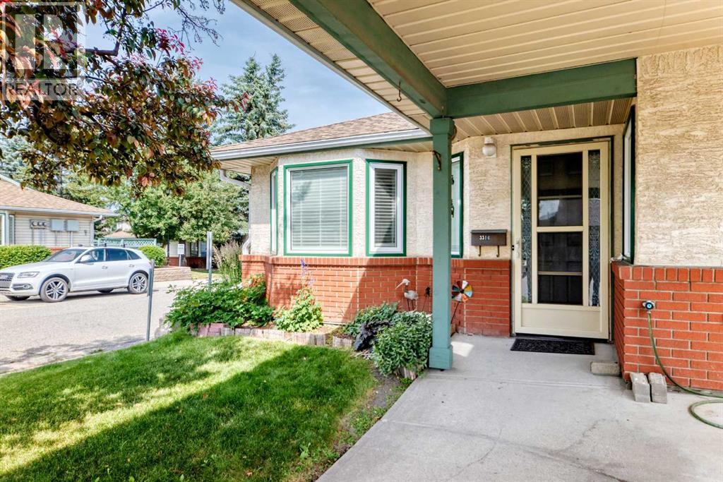 3516 26a Street SE, Calgary, Alberta  T2B 3G8 - Photo 3 - A2329792
