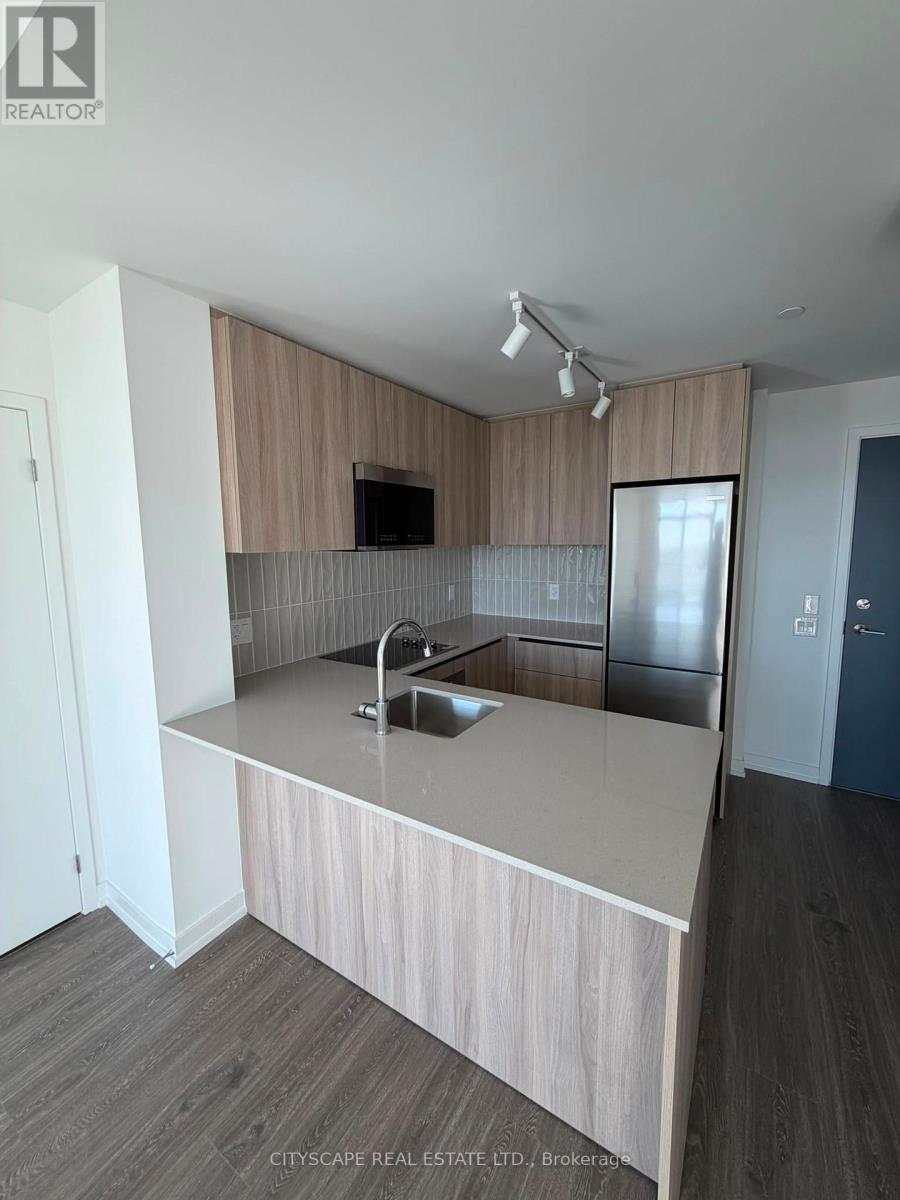 1323 - 2485 Eglinton Avenue W, Mississauga, Ontario  L5M 2V8 - Photo 10 - W13630518