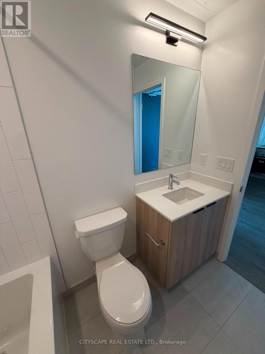 1323 - 2485 Eglinton Avenue W, Mississauga, Ontario  L5M 2V8 - Photo 5 - W13630518