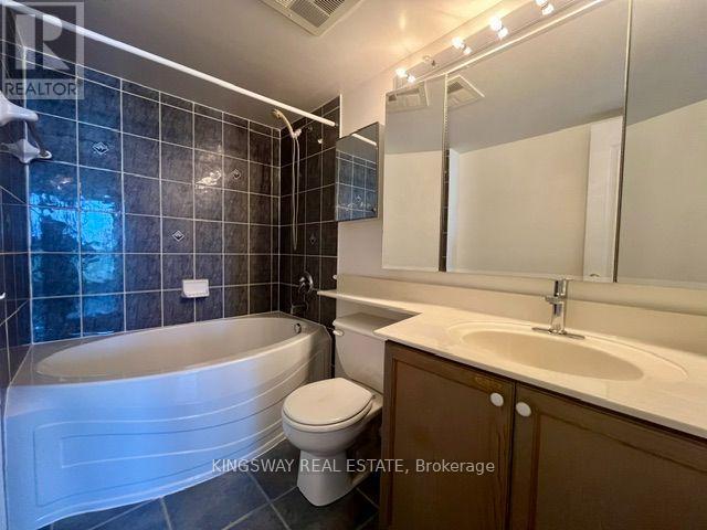 1108 - 1140 Parkwest Place, Mississauga, Ontario  L5E 3K9 - Photo 14 - W13630522