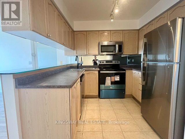 1108 - 1140 Parkwest Place, Mississauga, Ontario  L5E 3K9 - Photo 7 - W13630522