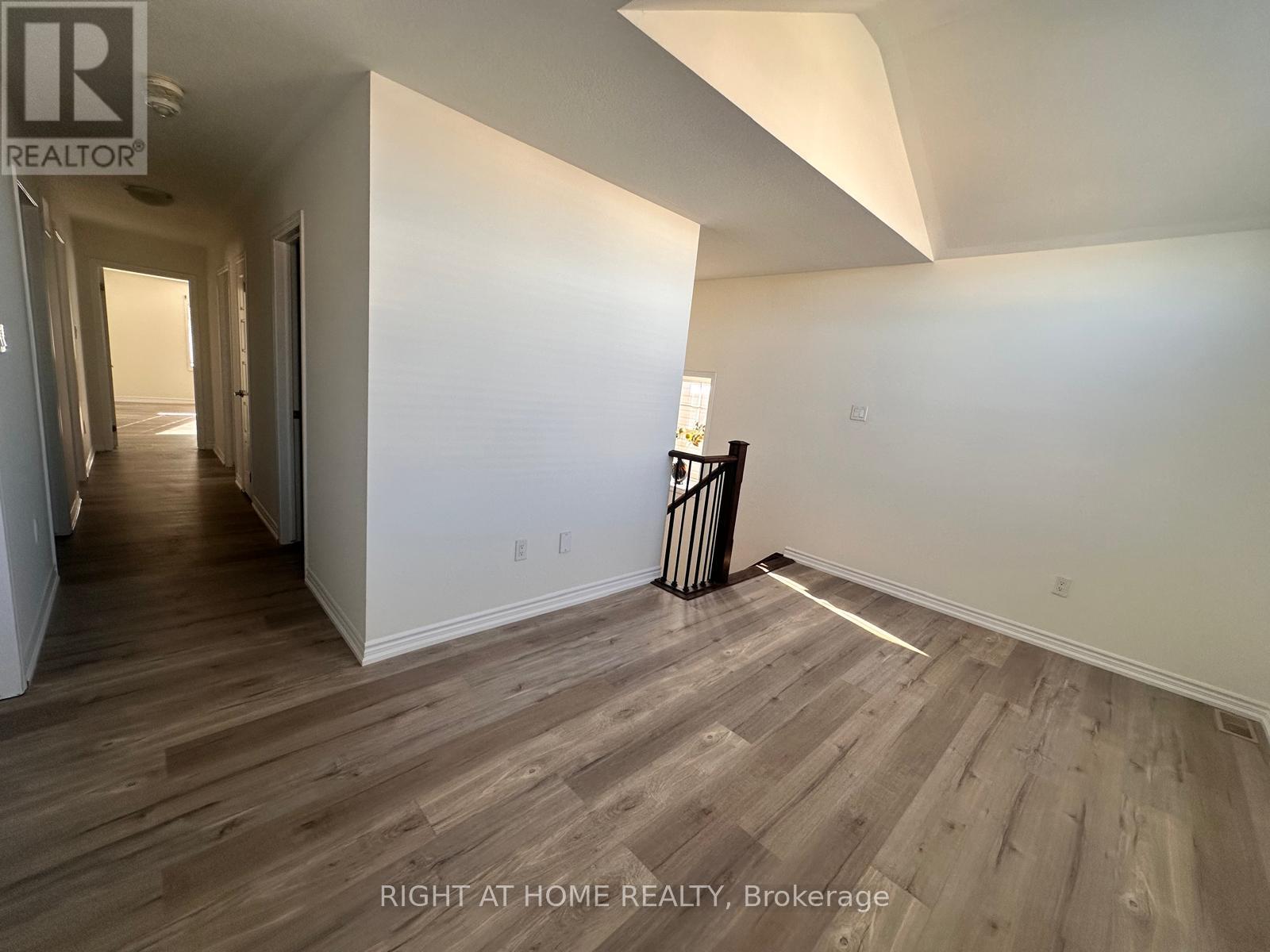 516 Equestrian Way, Cambridge, Ontario  N3E 0B5 - Photo 10 - X13630498