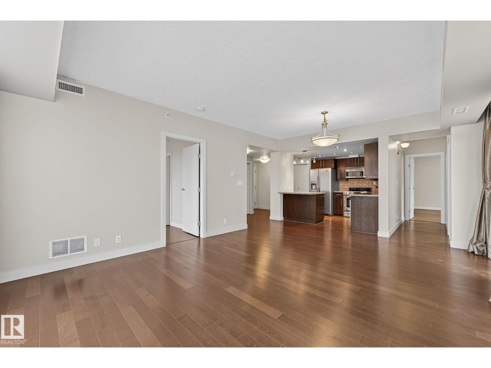 #203 10046 117 St NW, Edmonton, Alberta  T5K 1X2 - Photo 11 - E4501863