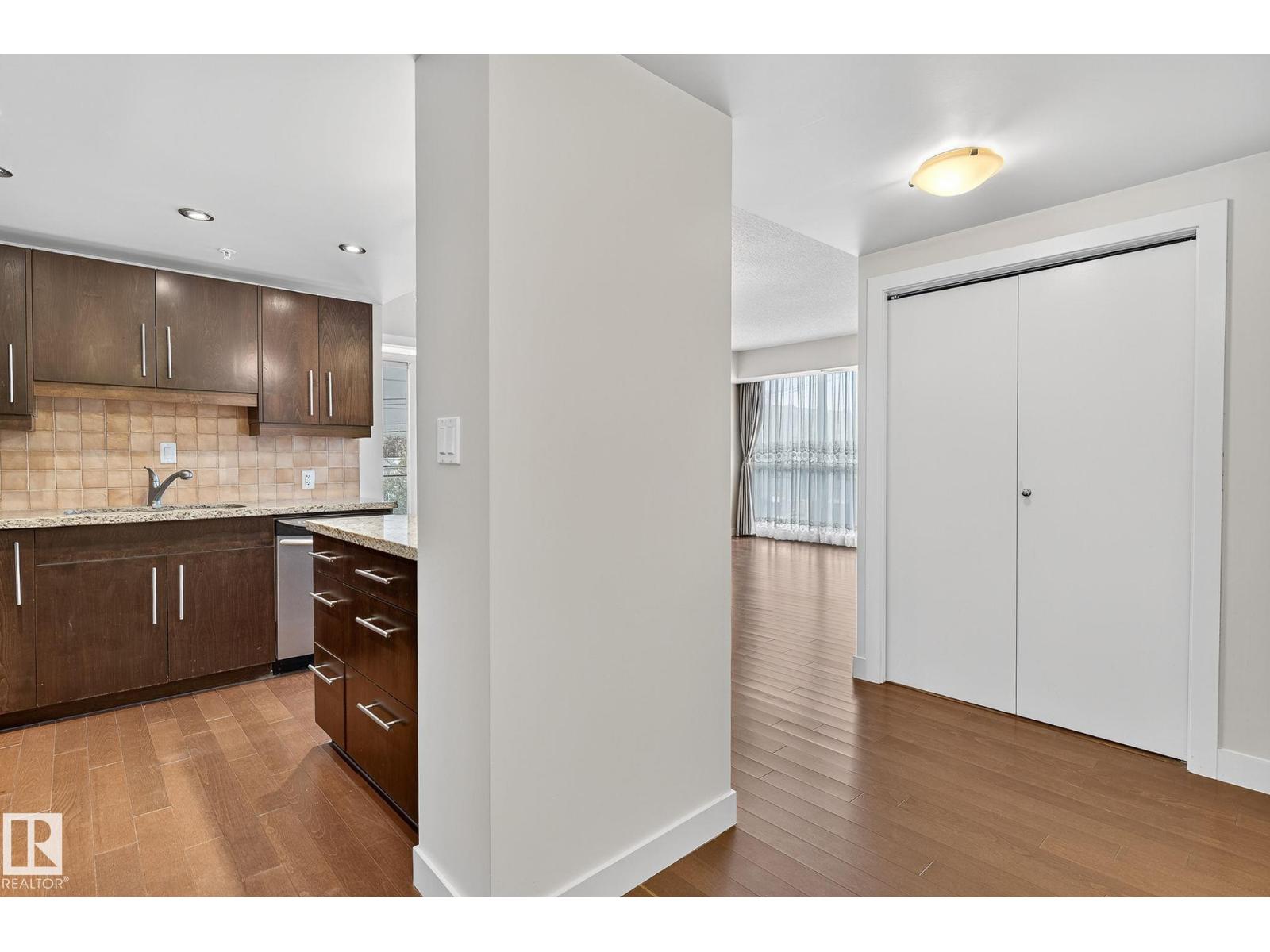 #203 10046 117 St NW, Edmonton, Alberta  T5K 1X2 - Photo 18 - E4501863