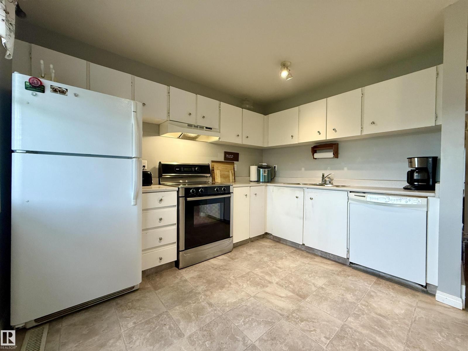 5107 146 Av NW, Edmonton, Alberta  T5A 4M7 - Photo 7 - E4497686