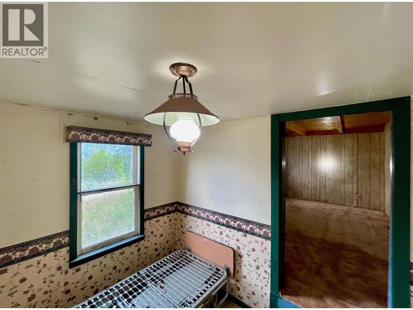 3455 Parson Frontage Road, Golden, British Columbia  V0A 1L0 - Photo 17 - 10396042