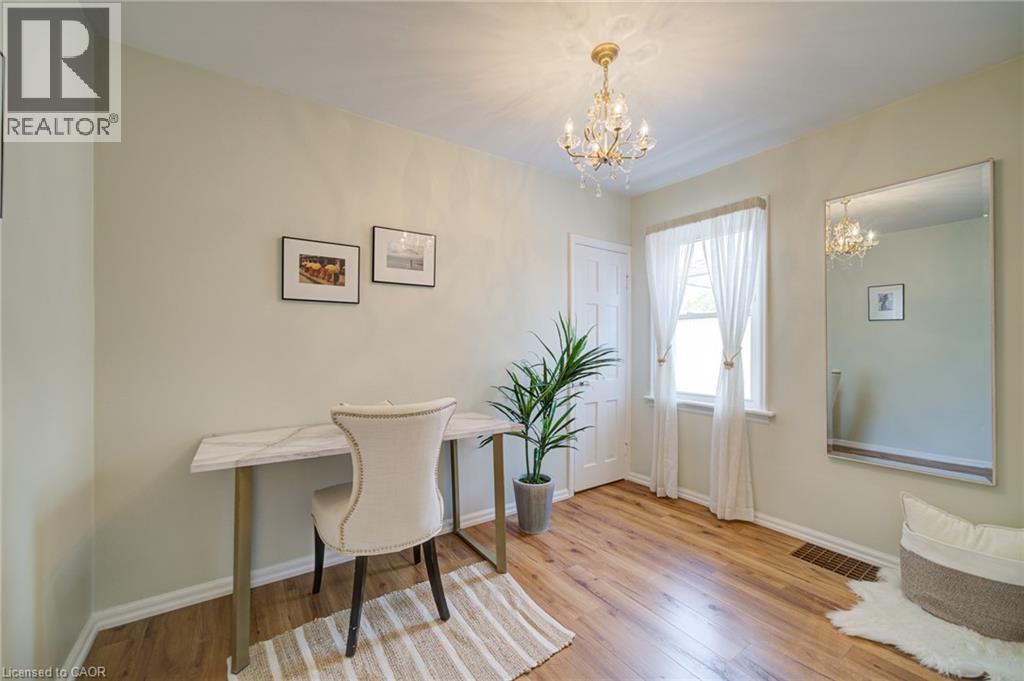 105 Weir Street S, Hamilton, Ontario  L8K 3A8 - Photo 13 - 40828739