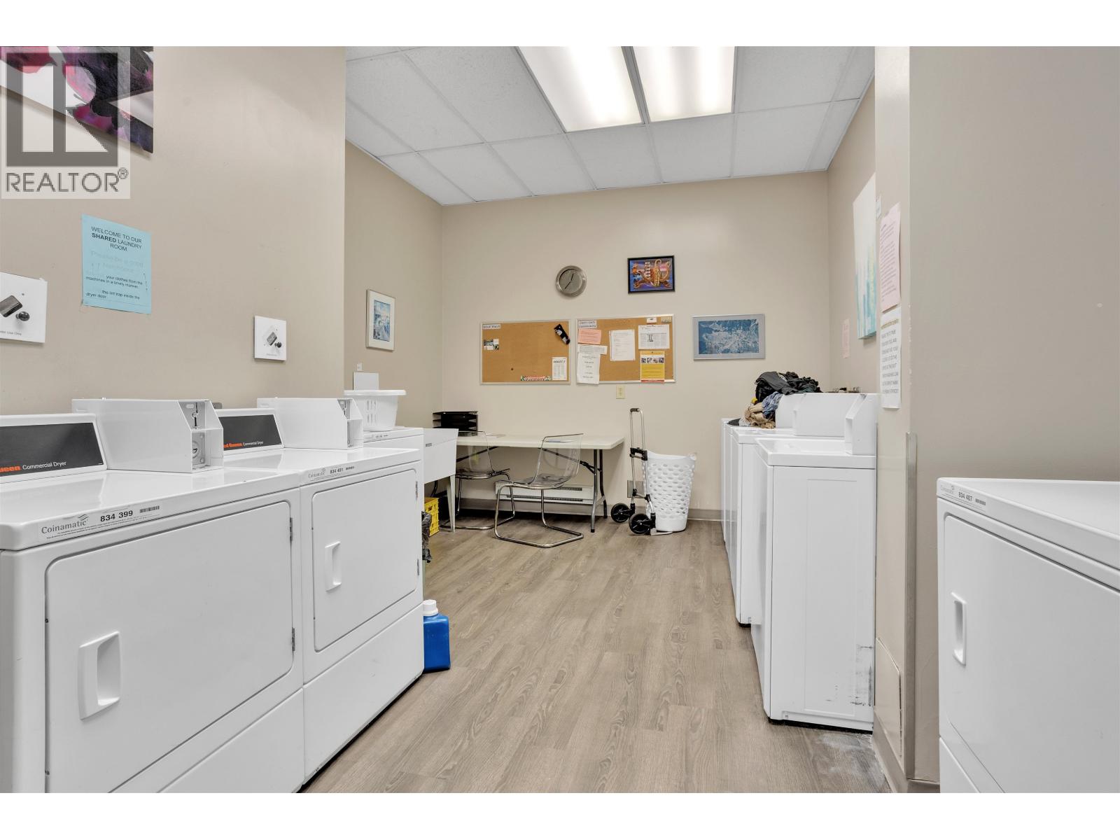 303 150 E 15th Street, North Vancouver, British Columbia  V7L 4N9 - Photo 17 - R3151862