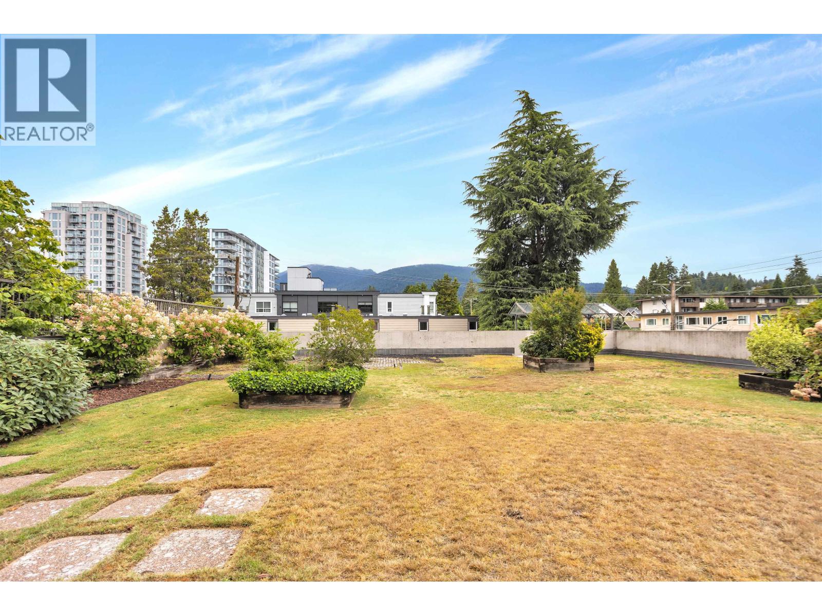 303 150 E 15th Street, North Vancouver, British Columbia  V7L 4N9 - Photo 18 - R3151862