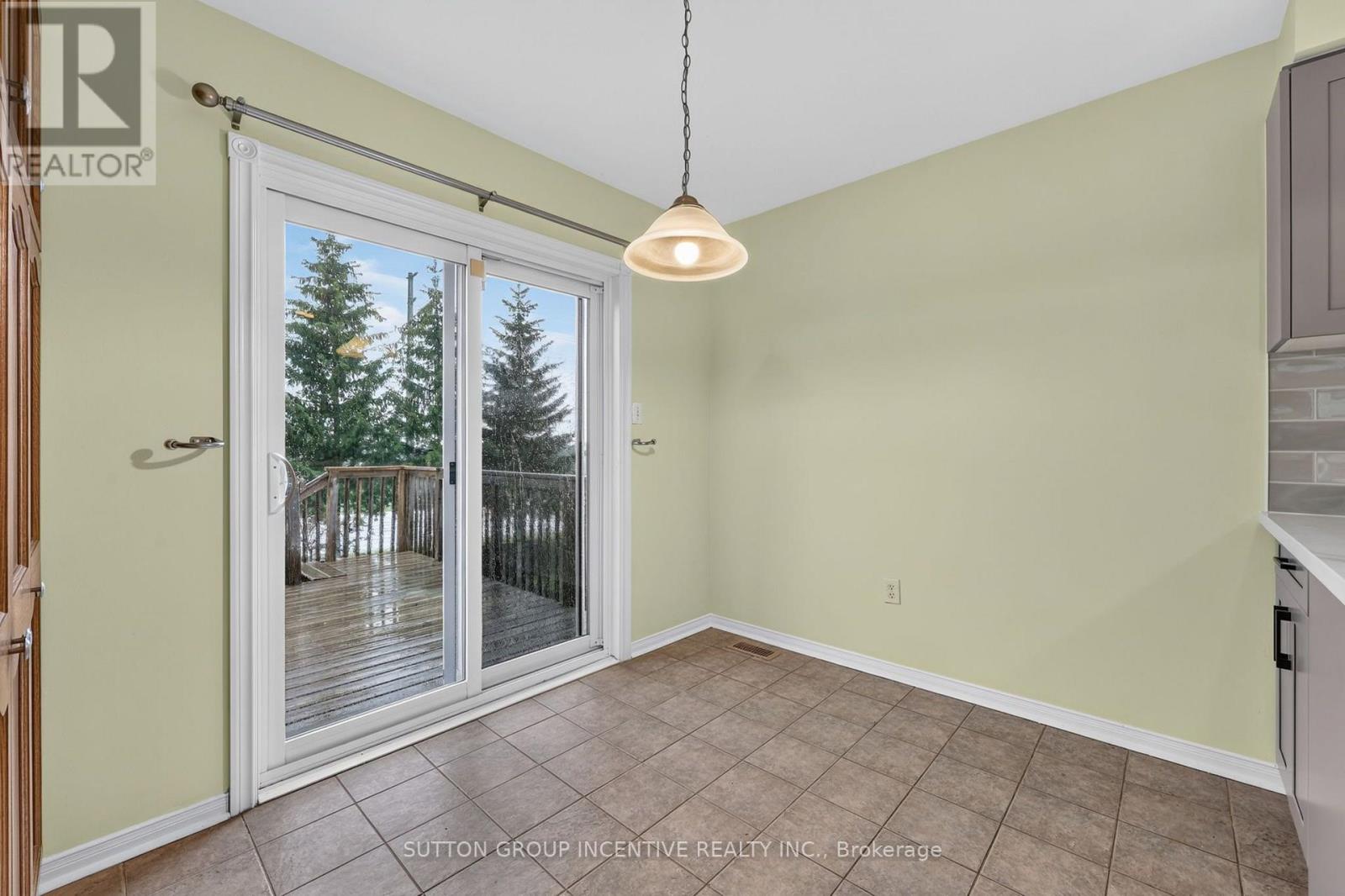 32 Sundew Drive, Barrie, Ontario  L4N 9L8 - Photo 17 - S13599954